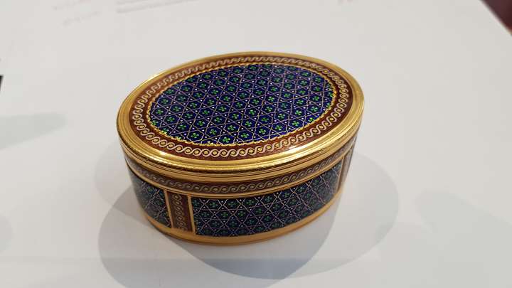 Louis XV oval enamelled gold box, enamelled all over with diaper pattern on blue ground
